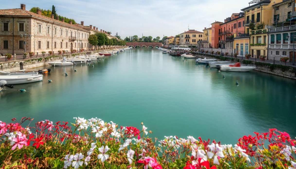 Ferienwohnung La Rosa Del Garda Peschiera del Garda Exterior foto