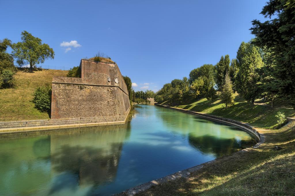 Ferienwohnung La Rosa Del Garda Peschiera del Garda Exterior foto